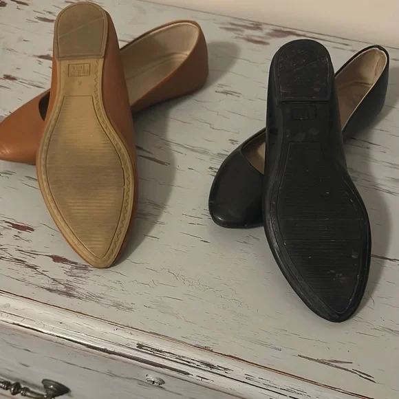 Time and Tru Women's Flats - Maroon, Black, and Tan - Picture 4 of 6